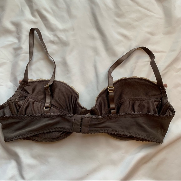 EUC Very Sexy Victorias Secret Mesh and Lace Bra - Picture 2 of 3